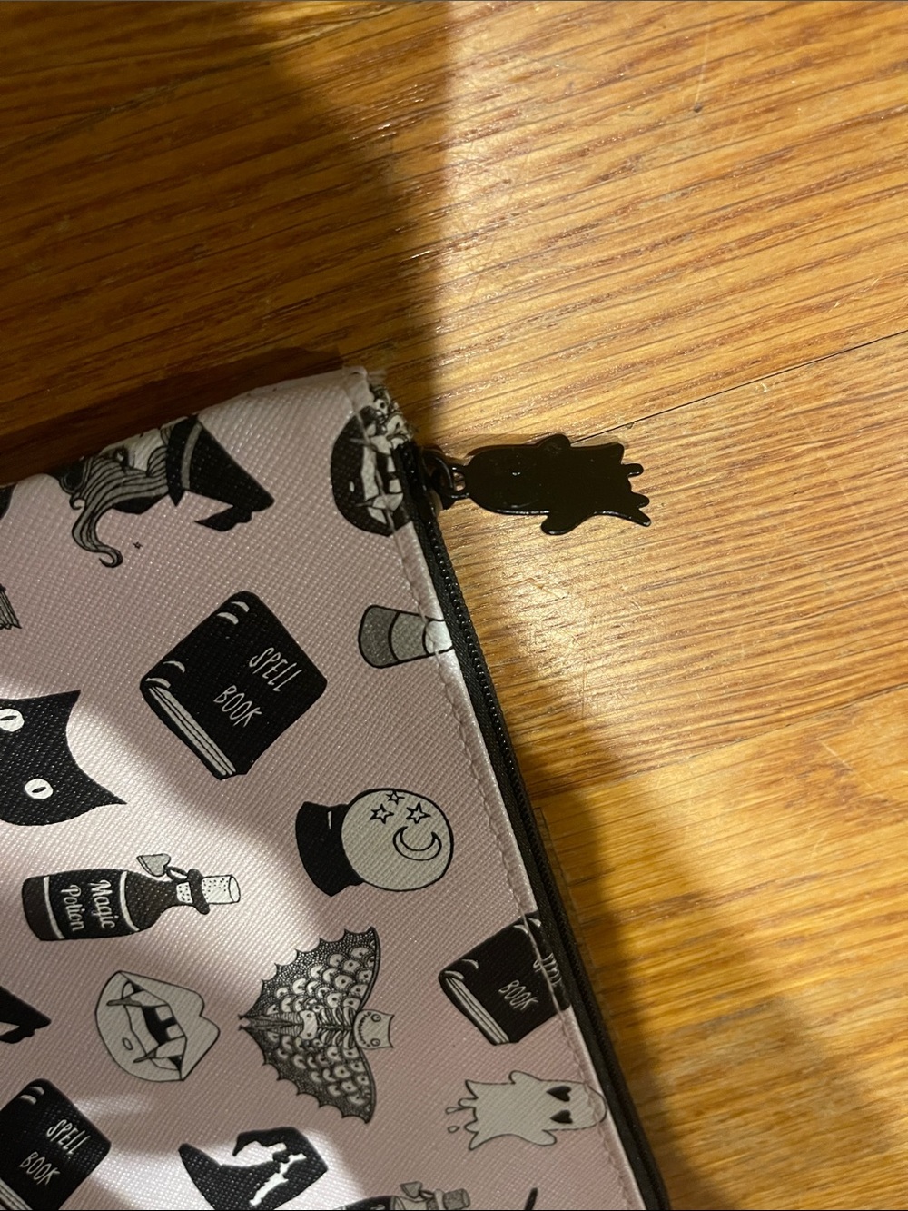 Pink Halloween theme Accessory Pouch - Picture 3 of 3